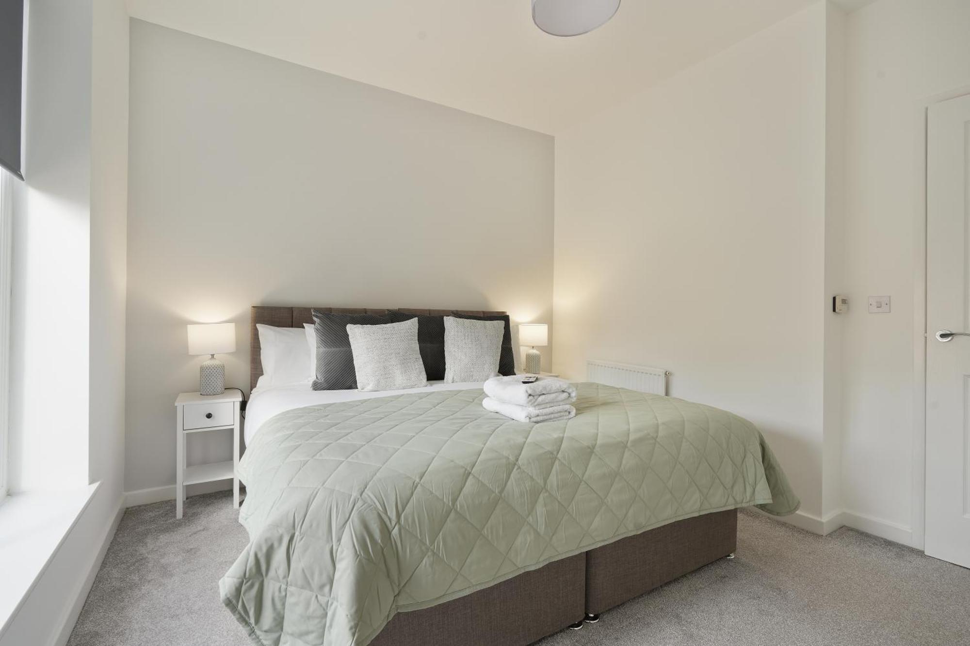 Mersey Way, Spacious 3 Bed Home, Close To Sheffield City Centre & Free Driveway Parking - Perfect For Workers, Groups & Families - Hosted By Stay Host Save Bagian luar foto